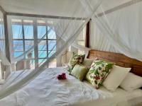 TheGrenadinesCollection