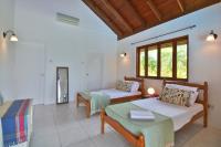 TheGrenadinesCollection