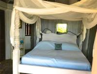 TheGrenadinesCollection