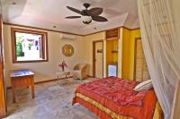 TheGrenadinesCollection