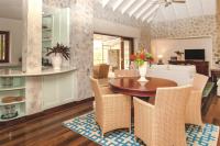 TheGrenadinesCollection