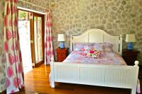 TheGrenadinesCollection