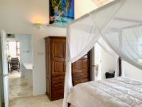 TheGrenadinesCollection