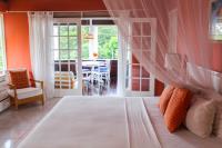 TheGrenadinesCollection