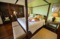 TheGrenadinesCollection