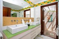 TheGrenadinesCollection