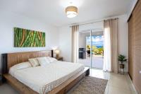 TheGrenadinesCollection