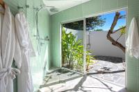 TheGrenadinesCollection