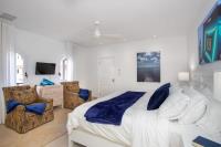 TheGrenadinesCollection