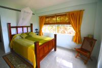 TheGrenadinesCollection