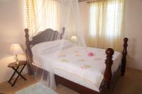 TheGrenadinesCollection