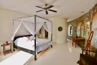 TheGrenadinesCollection