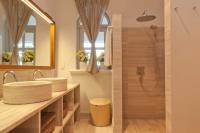 TheGrenadinesCollection