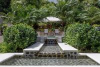 TheGrenadinesCollection