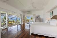 TheGrenadinesCollection