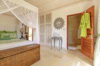 TheGrenadinesCollection