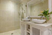 TheGrenadinesCollection