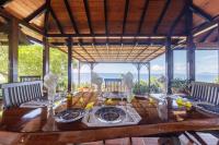 TheGrenadinesCollection