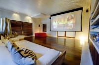 TheGrenadinesCollection