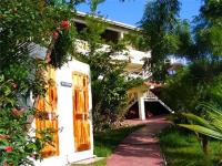 TheGrenadinesCollection