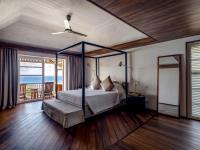 TheGrenadinesCollection