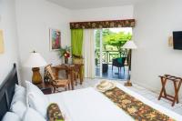 TheGrenadinesCollection