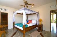 TheGrenadinesCollection