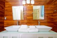 TheGrenadinesCollection