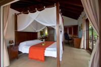 TheGrenadinesCollection