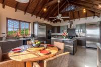 TheGrenadinesCollection