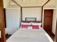 TheGrenadinesCollection