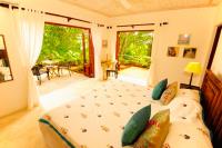 TheGrenadinesCollection