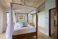 TheGrenadinesCollection