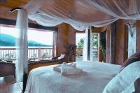 TheGrenadinesCollection