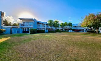 East Caribbean Village 10