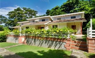 Kingsville 2 Large Cottages Option