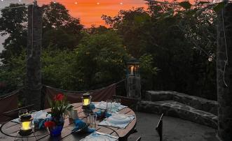 Moonhole Villa Vincent