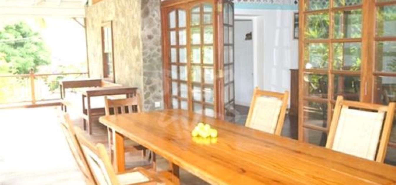 Friendship Bay French Cottage