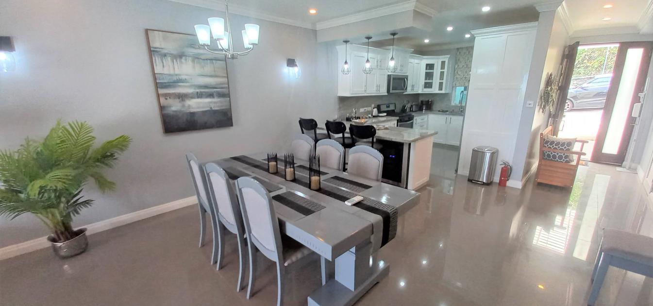 Zara Villas Number 10