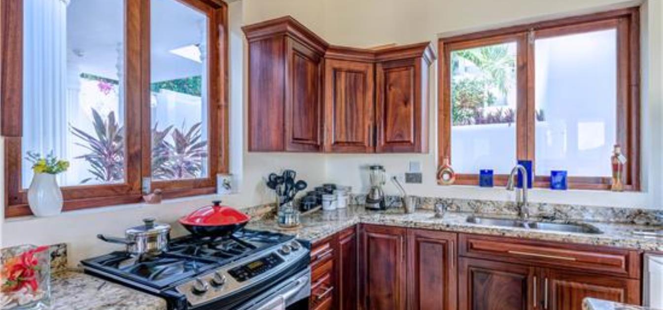 vacation-rentals/st-vincent-and-the-grenadines/bequia/spring/sadewa-villa-for-2-guests