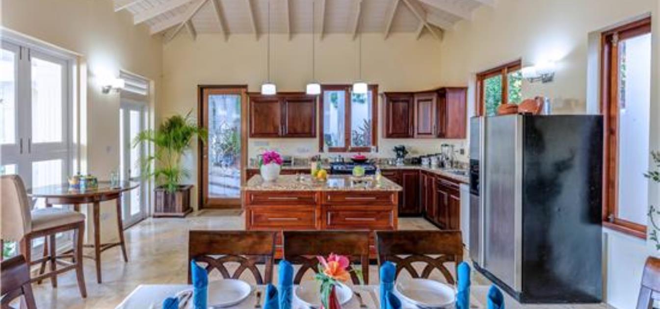 vacation-rentals/st-vincent-and-the-grenadines/bequia/spring/sadewa-villa-for-2-guests