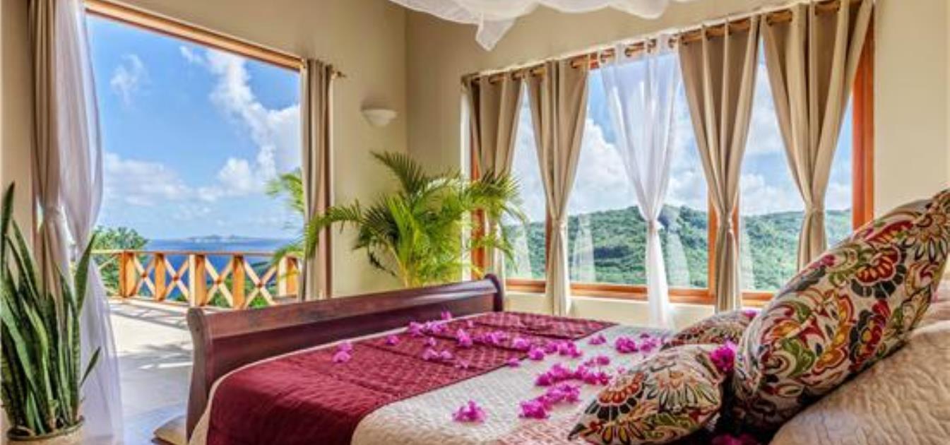 vacation-rentals/st-vincent-and-the-grenadines/bequia/spring/sadewa-villa-for-2-guests