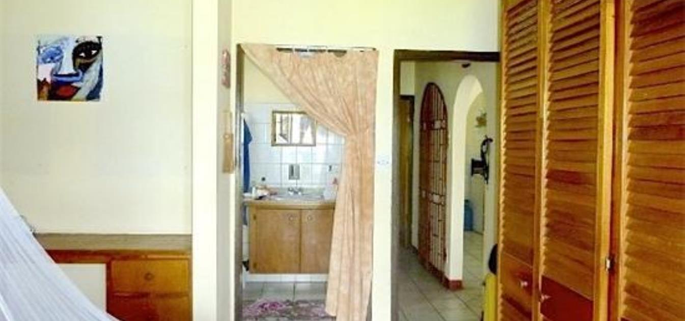 vacation-rentals/grenada/grenada-island/grand-anse/mango-beach-front-cottage