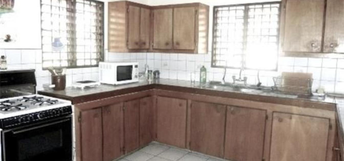 vacation-rentals/grenada/grenada-island/grand-anse/mango-beach-front-cottage