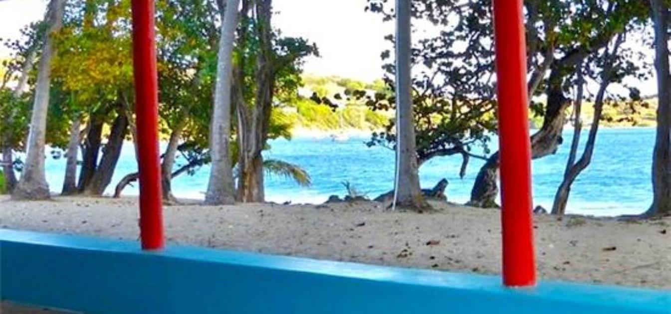 vacation-rentals/st-vincent-and-the-grenadines/bequia/friendship-bay/sugarapple-beach-cottage-2