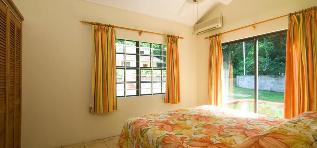 vacation-rentals/st-vincent-and-the-grenadines/bequia/lower-bay/kingsville-apartments-1-bedroom