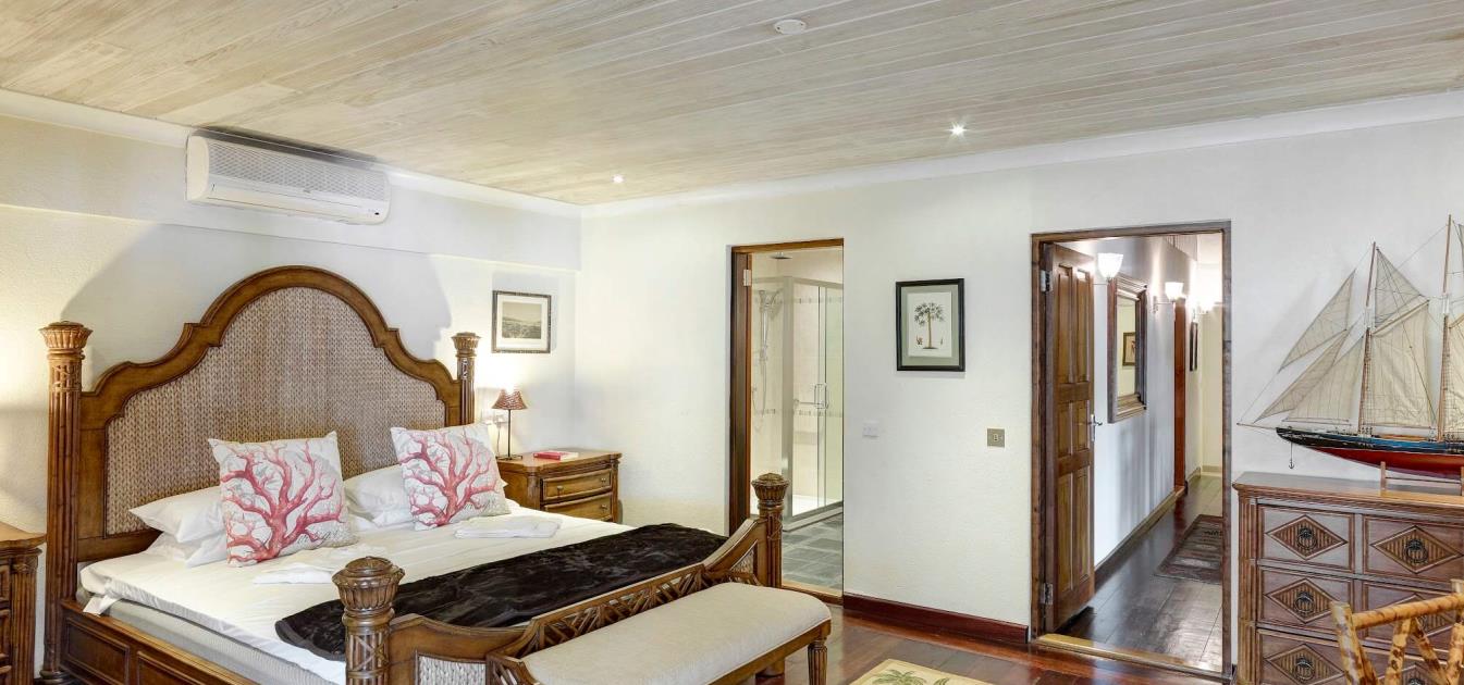 vacation-rentals/st-vincent-and-the-grenadines/bequia/friendship-bay/the-estate-villa