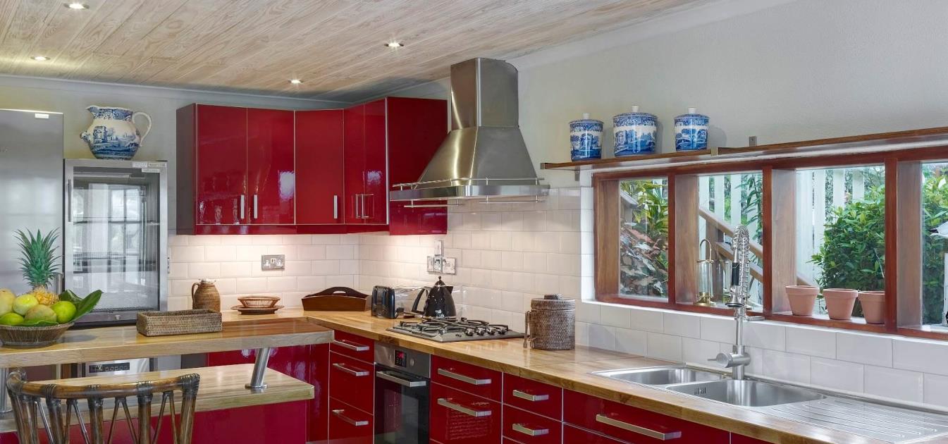 vacation-rentals/st-vincent-and-the-grenadines/bequia/friendship-bay/the-estate-villa