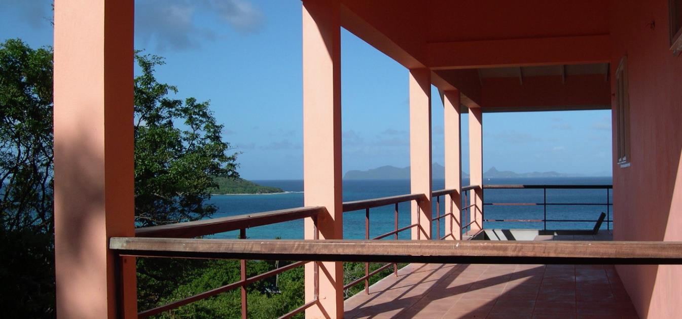 Mariposa Villa