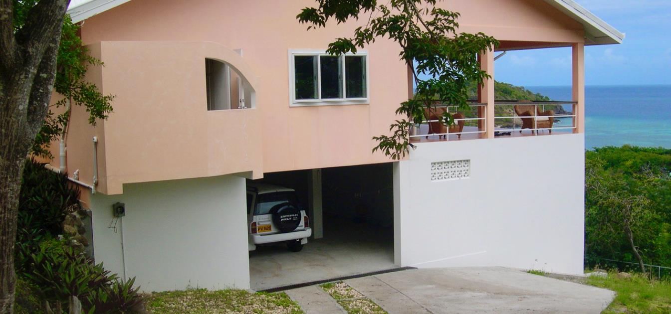Mariposa Villa